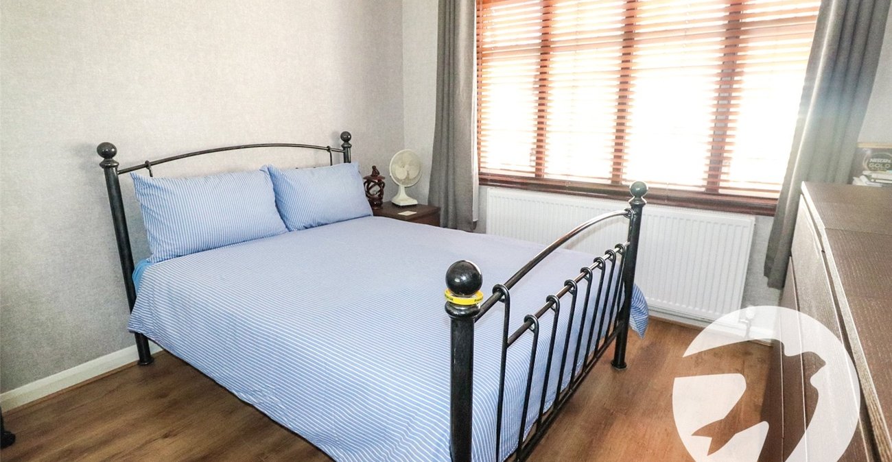 4 bedroom house for sale in Erith | Robinson Jackson