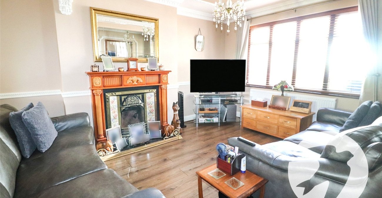4 bedroom house for sale in Erith | Robinson Jackson