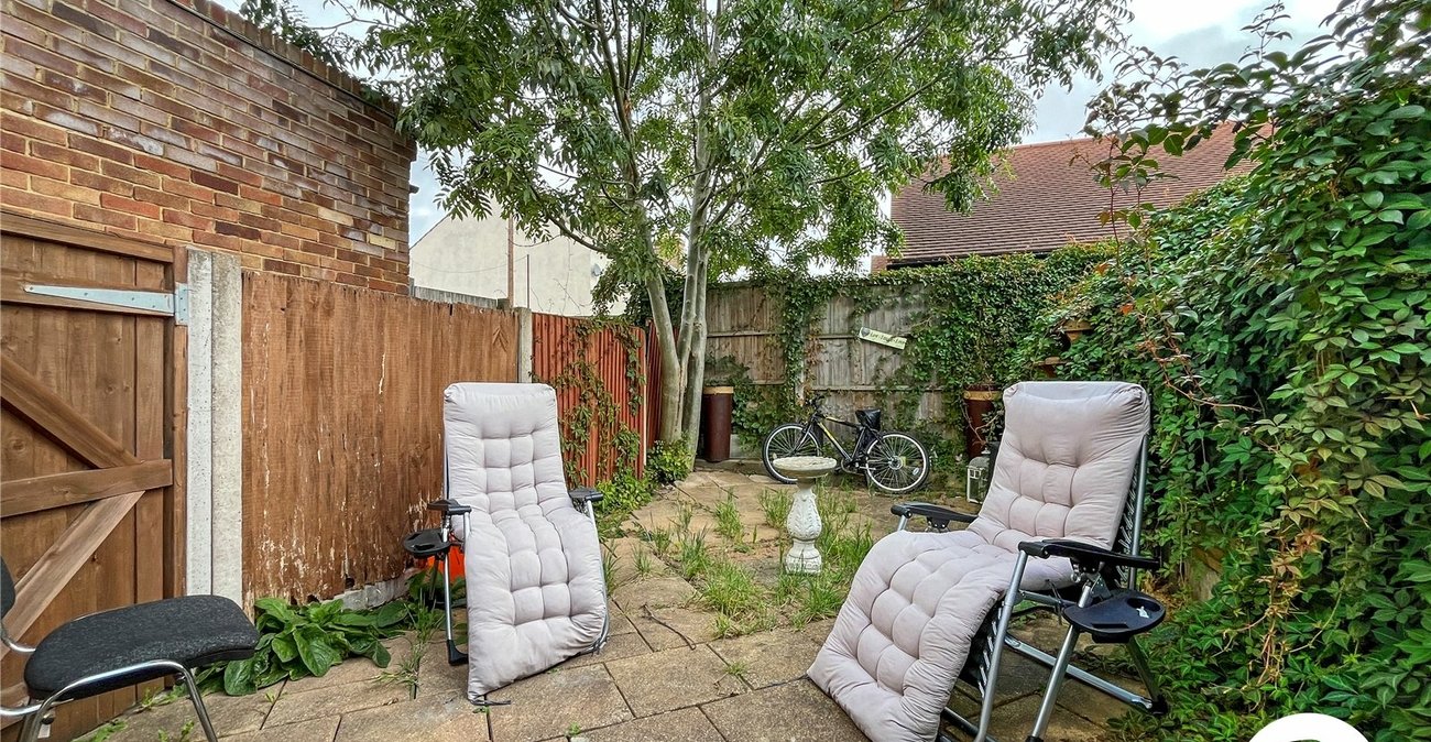 2 bedroom house for sale in Sittingbourne | Robinson Michael & Jackson