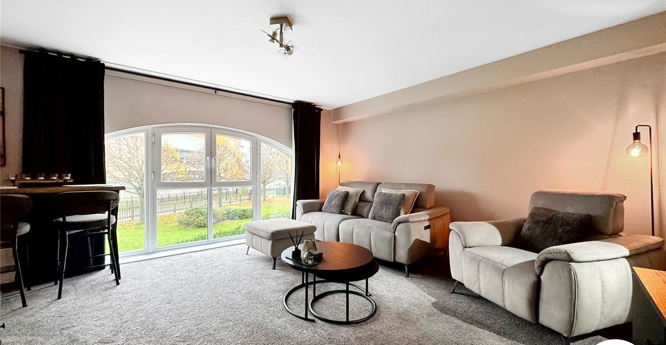 2 bedroom property for sale in Maidstone | Robinson Michael & Jackson
