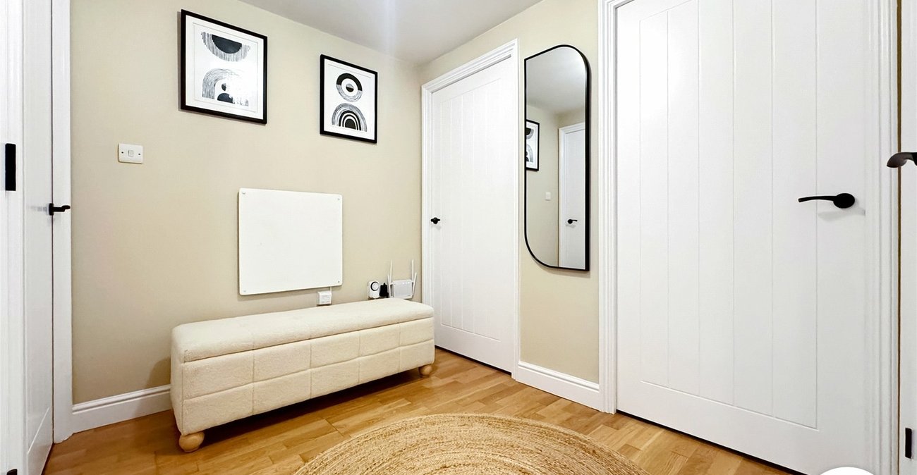 2 bedroom property for sale in Maidstone | Robinson Michael & Jackson