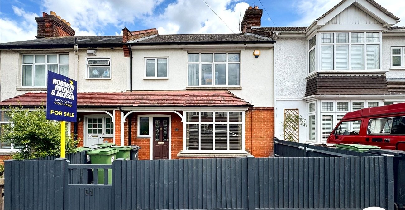 3 bedroom house for sale in Maidstone | Robinson Michael & Jackson