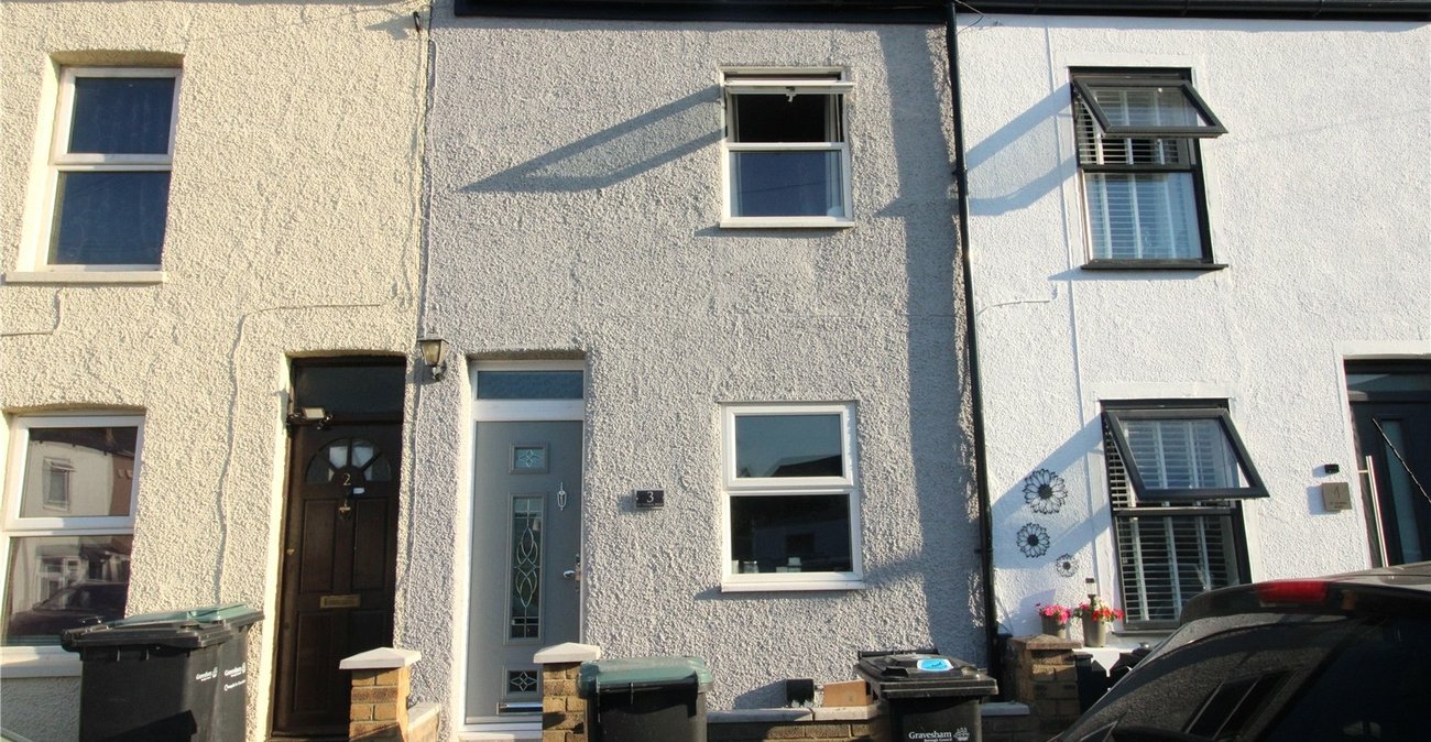 2 bedroom house for sale in Northfleet | Robinson Michael & Jackson