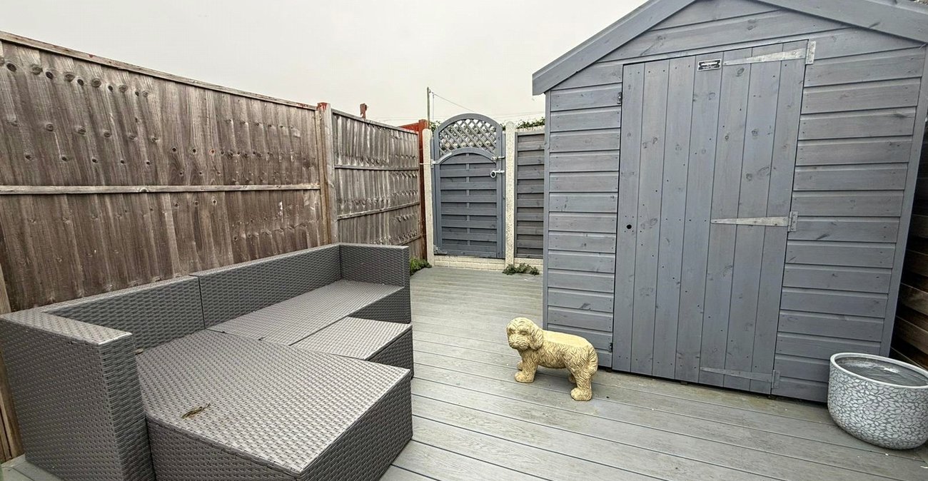 2 bedroom house for sale in Northfleet | Robinson Michael & Jackson