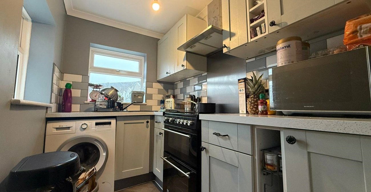 2 bedroom house for sale in Northfleet | Robinson Michael & Jackson