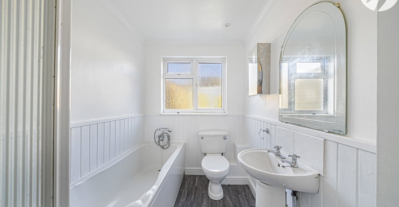 3 bedroom house for sale in Dartford | Robinson Jackson