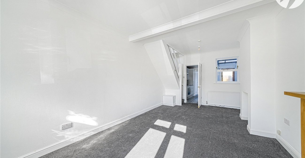 3 bedroom house for sale in Dartford | Robinson Jackson