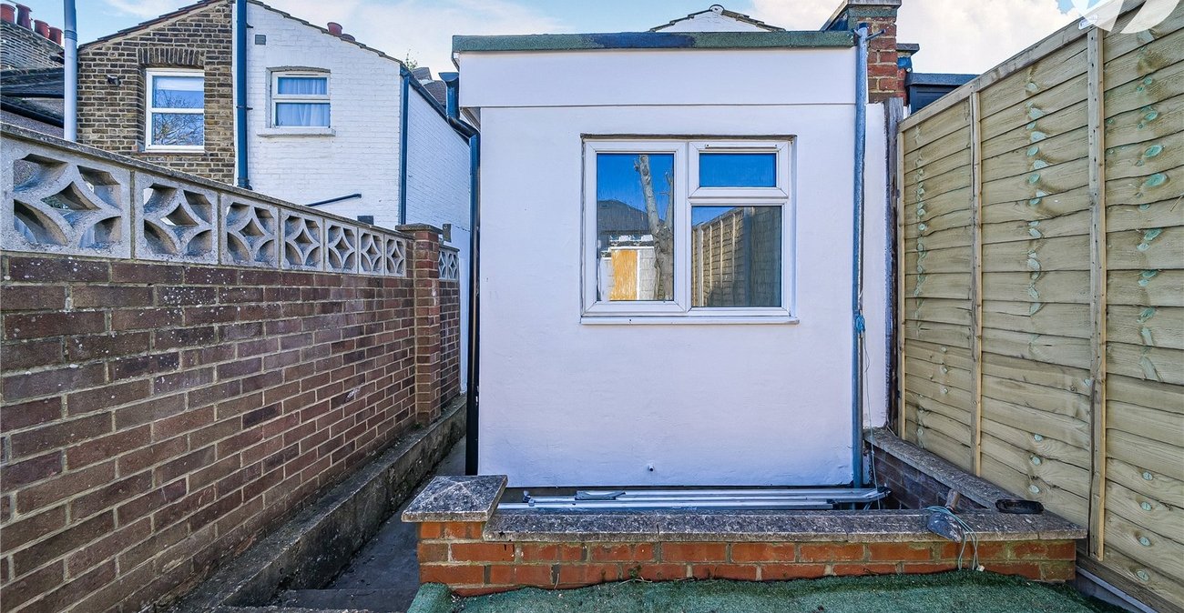 3 bedroom house for sale in Dartford | Robinson Jackson
