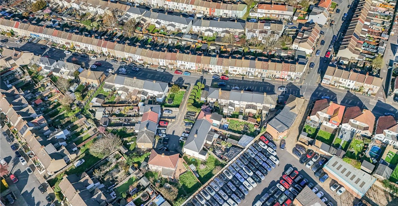 3 bedroom house for sale in Dartford | Robinson Jackson