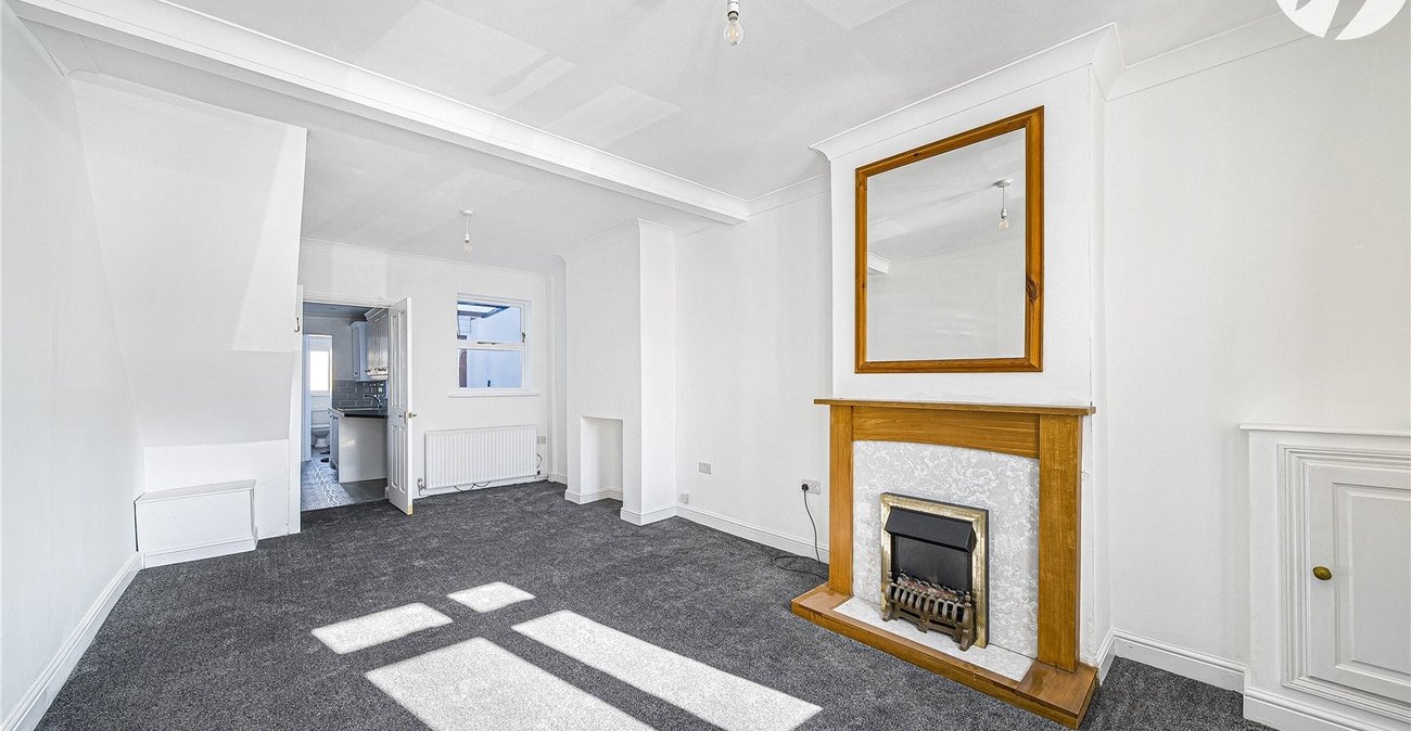 3 bedroom house for sale in Dartford | Robinson Jackson