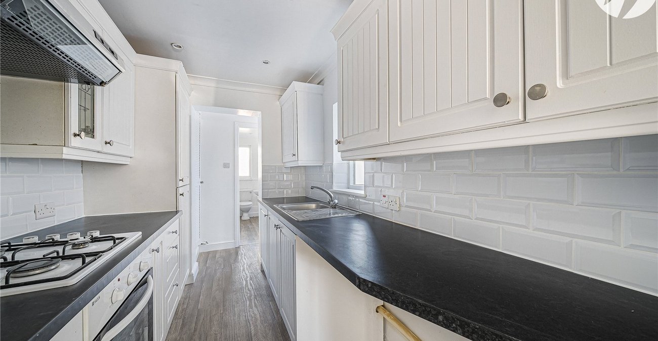 3 bedroom house for sale in Dartford | Robinson Jackson