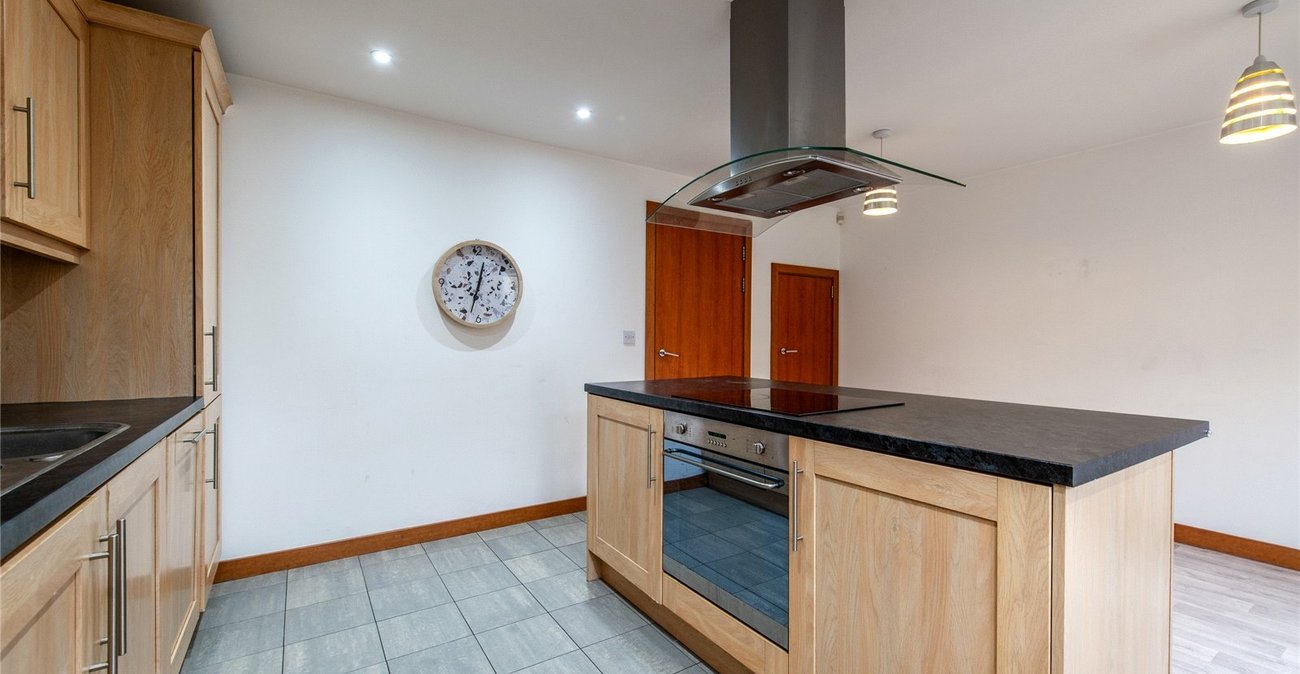 5 bedroom property for sale in Maidstone | Robinson Michael & Jackson