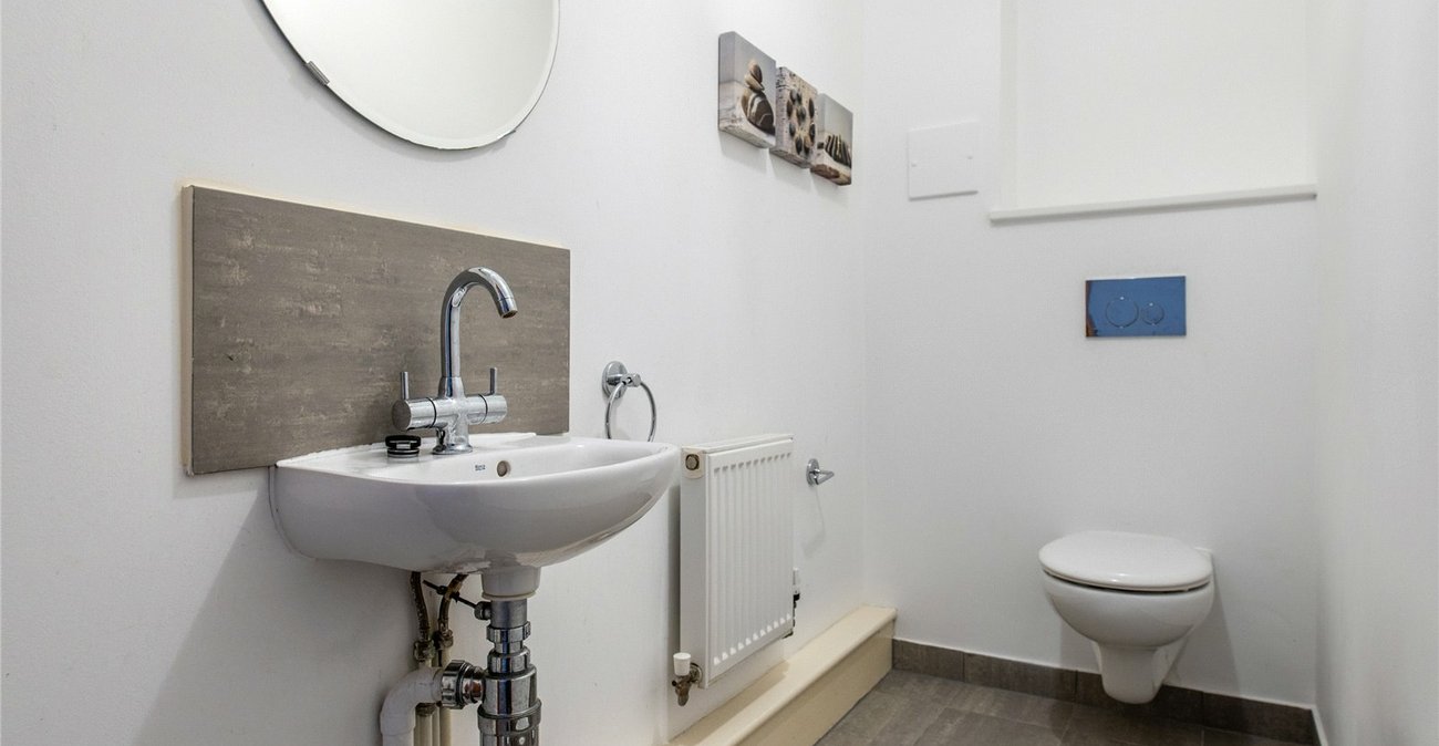 5 bedroom property for sale in Maidstone | Robinson Michael & Jackson