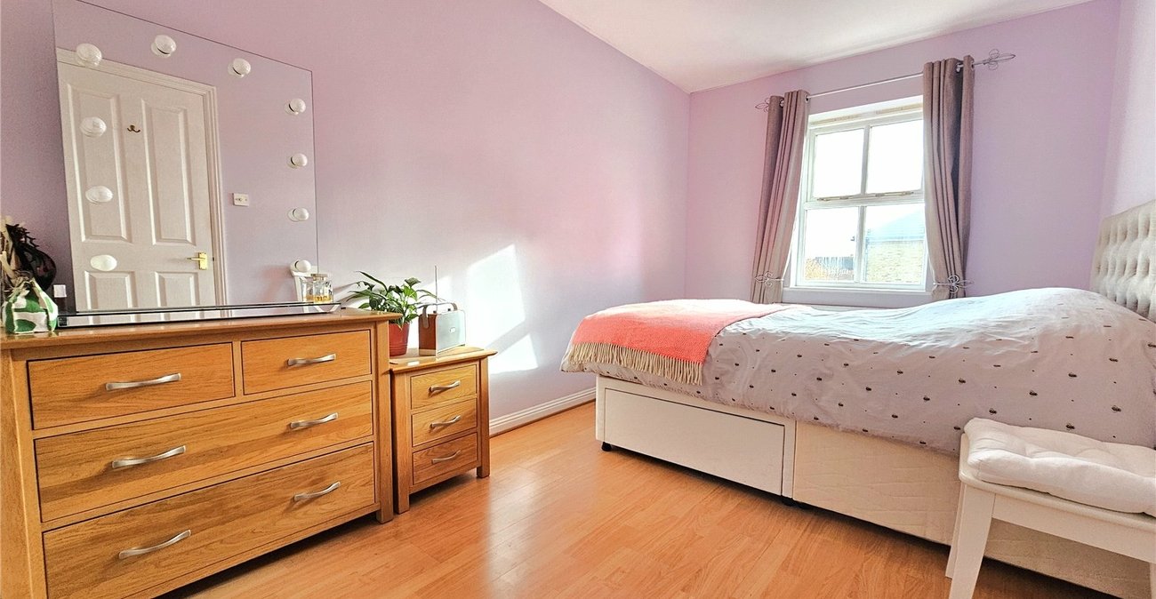 2 bedroom property for sale in Catford | Robinson Jackson