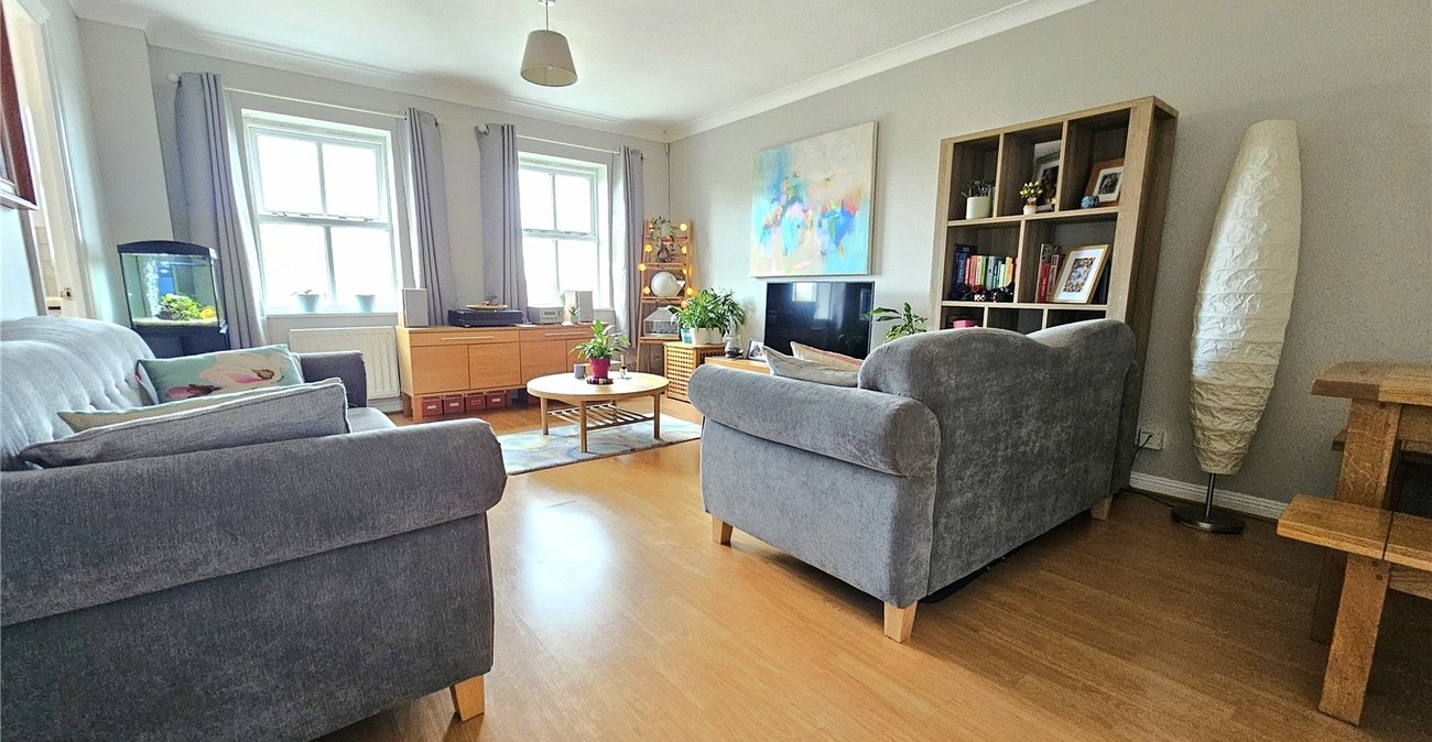 2 bedroom property for sale in Catford | Robinson Jackson