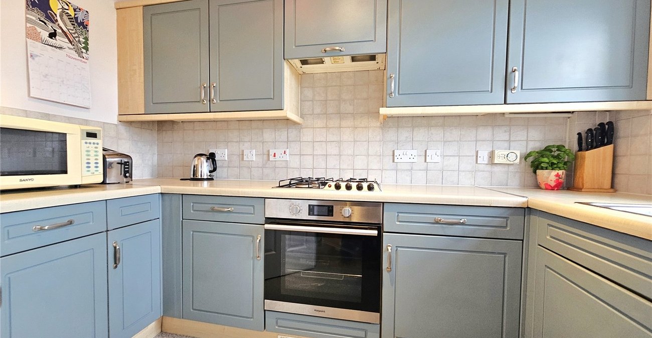 2 bedroom property for sale in Catford | Robinson Jackson