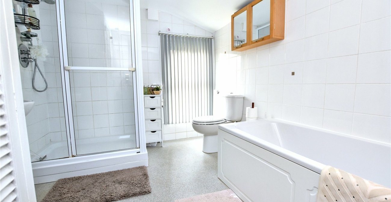 3 bedroom house for sale in Bexleyheath | Robinson Jackson