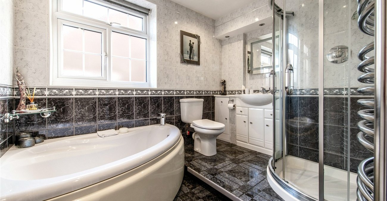 3 bedroom house for sale in Rochester | Robinson Michael & Jackson