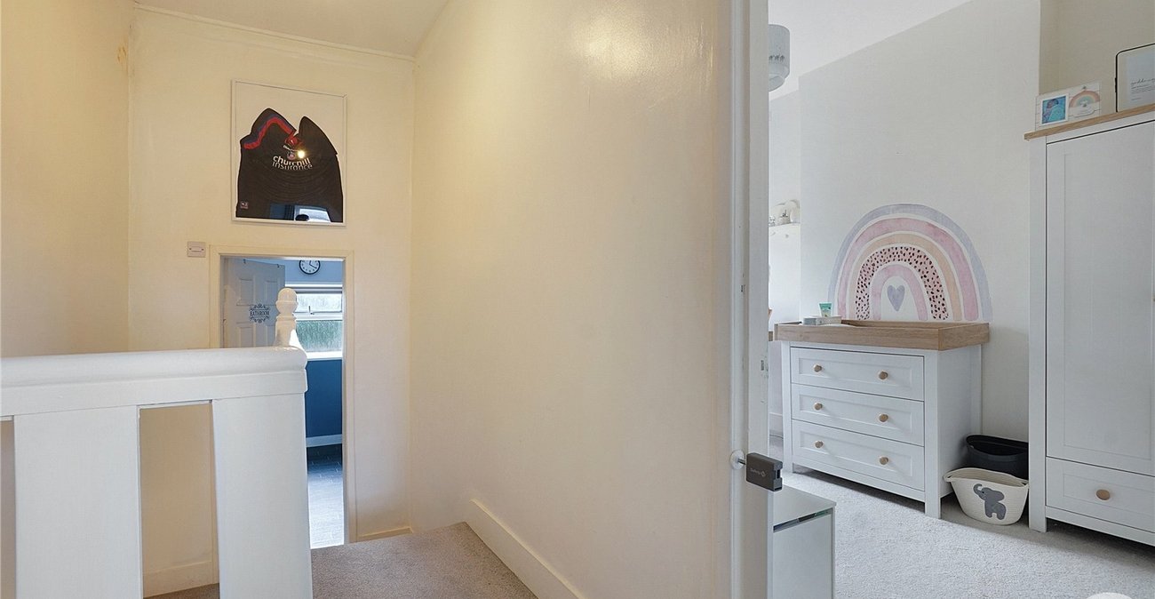 2 bedroom house for sale in Swanscombe | Robinson Jackson