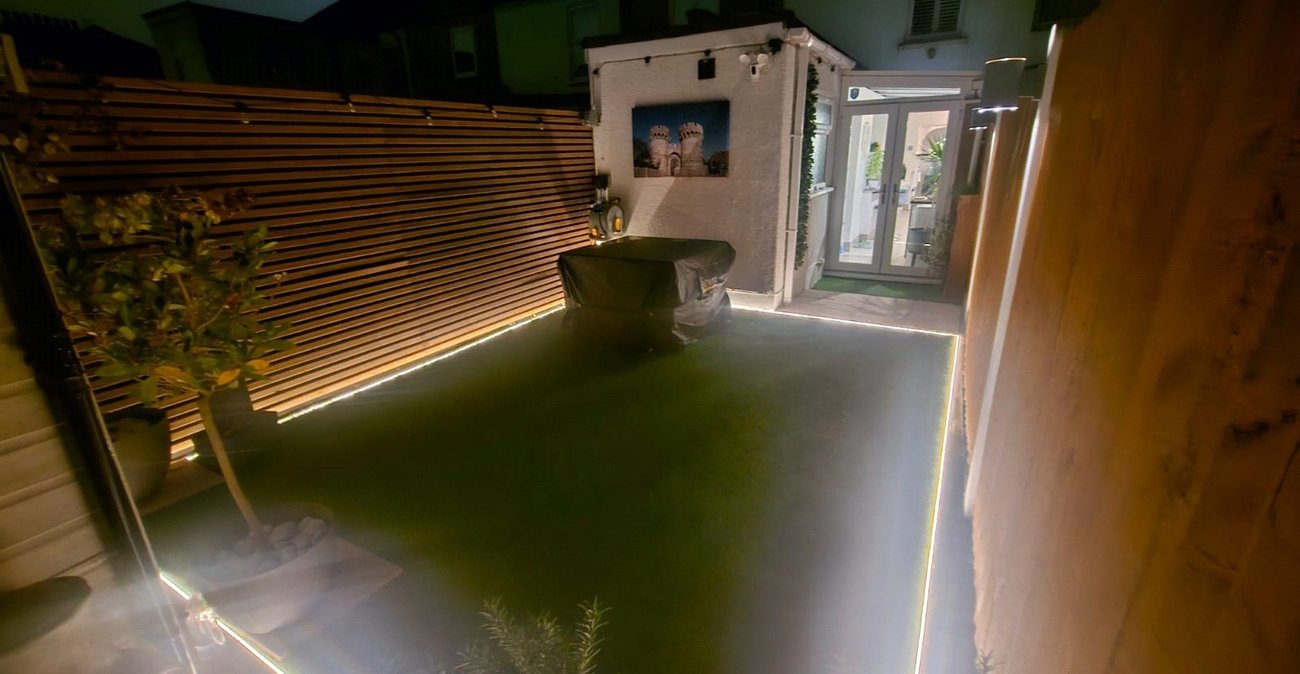 2 bedroom house for sale in Swanscombe | Robinson Jackson