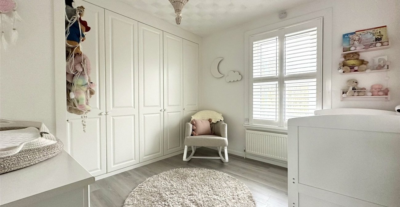 2 bedroom house for sale in Swanscombe | Robinson Jackson