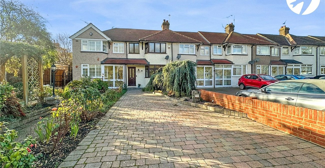 3 bedroom house for sale in Swanscombe | Robinson Jackson