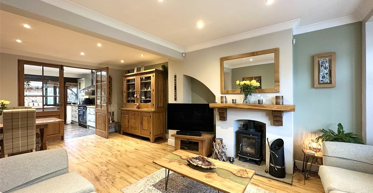 3 bedroom house for sale in Swanscombe | Robinson Jackson