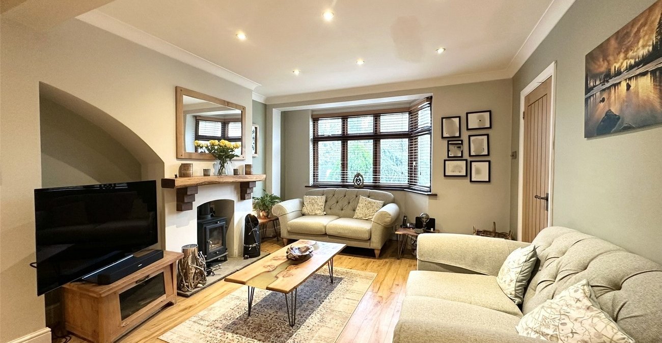 3 bedroom house for sale in Swanscombe | Robinson Jackson