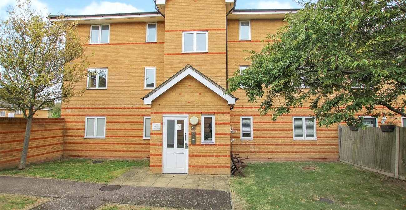 Property for sale in New Eltham, SE9 Robinson Jackson