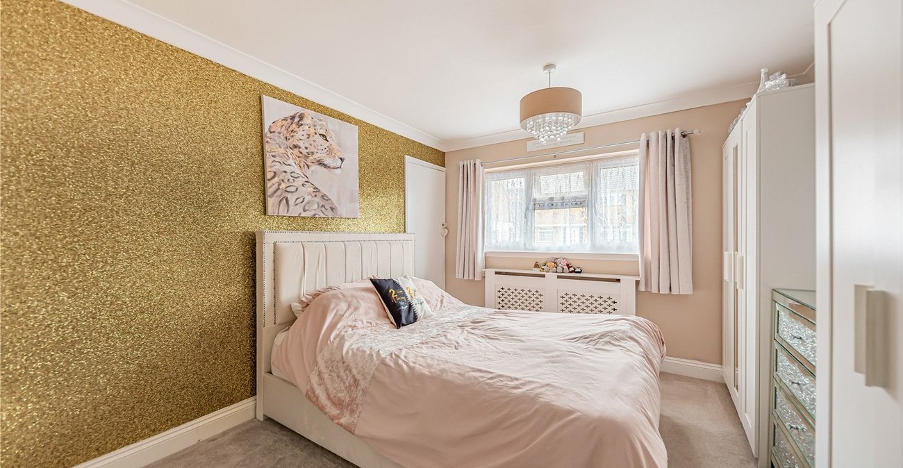 3 bedroom house for sale in Gravesend | Robinson Michael & Jackson