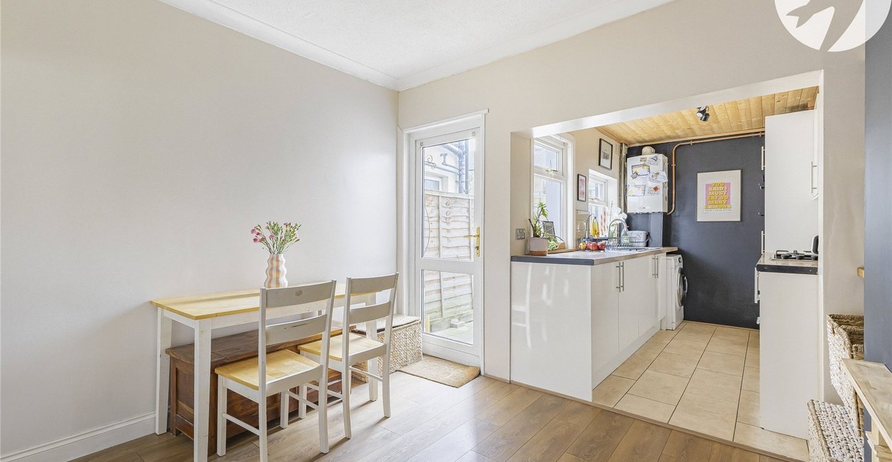 2 bedroom house for sale in Northfleet | Robinson Michael & Jackson