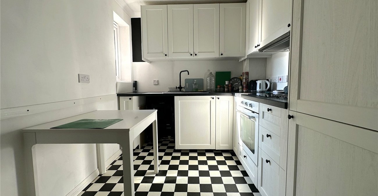 1 bedroom property for sale in Culverley Road | Robinson Jackson