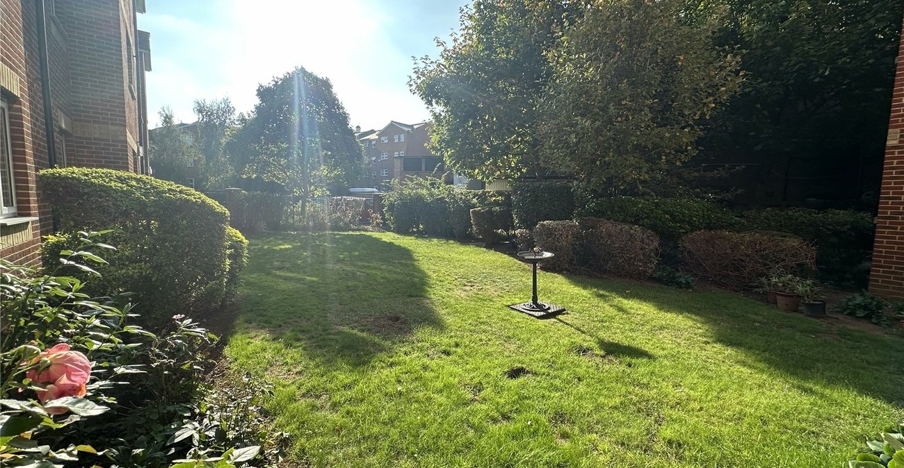 1 bedroom property for sale in Culverley Road | Robinson Jackson