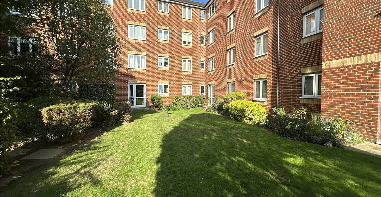 1 bedroom property for sale in Culverley Road | Robinson Jackson