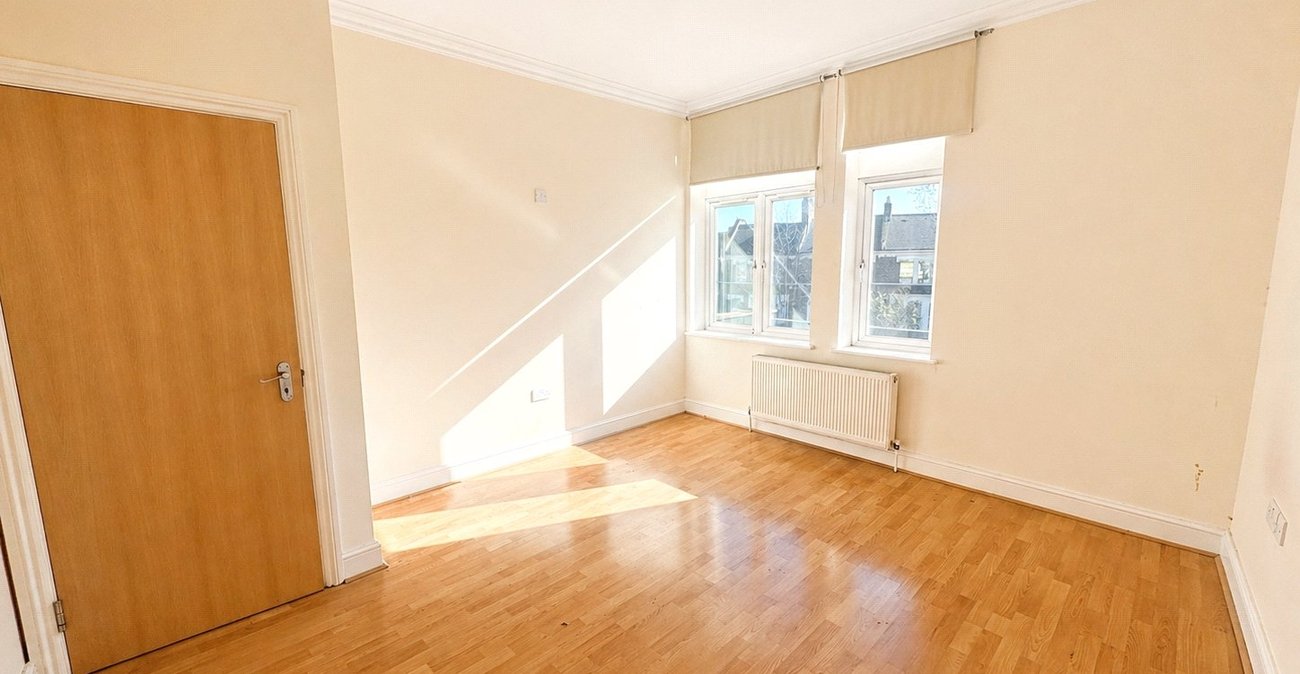 1 bedroom property for sale in London | Robinson Jackson