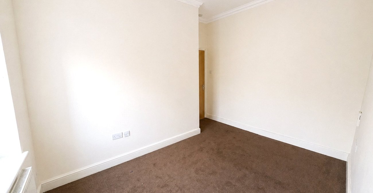 1 bedroom property for sale in London | Robinson Jackson