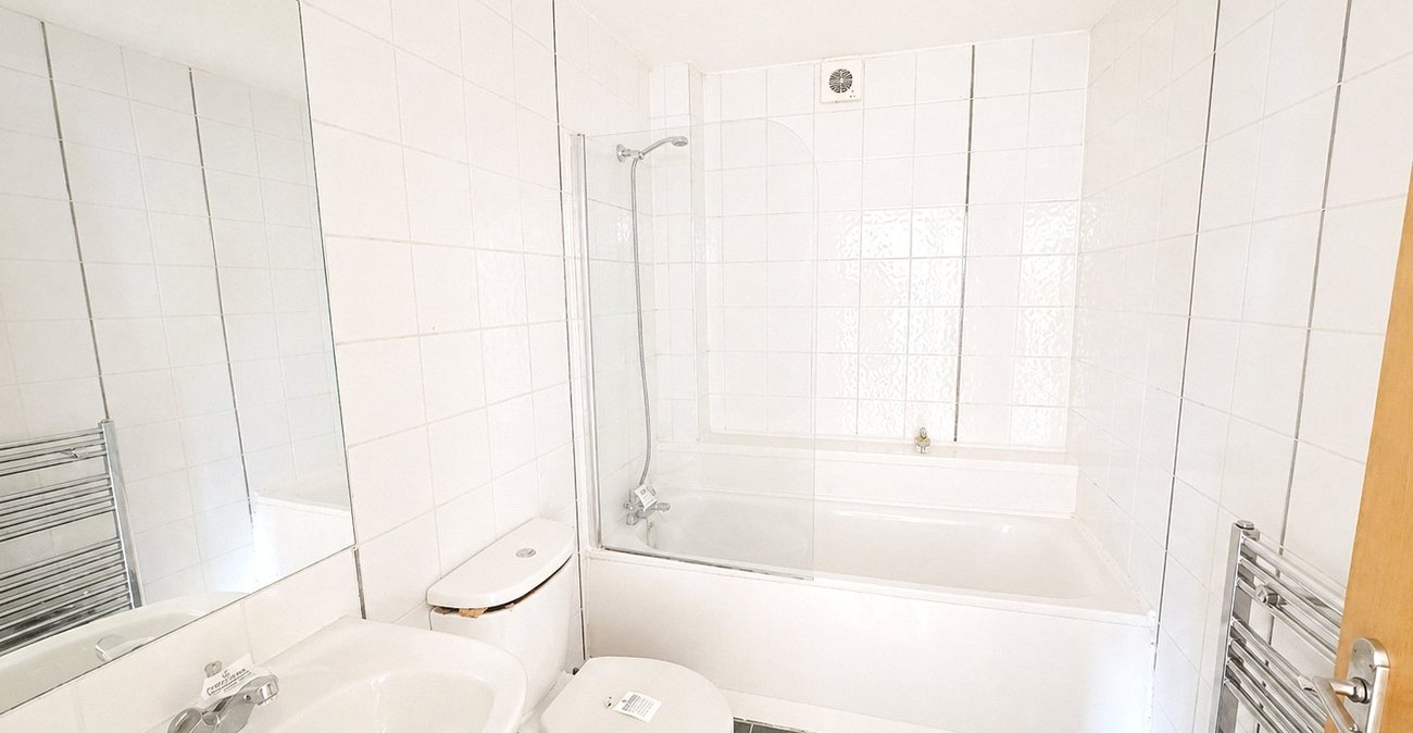 1 bedroom property for sale in London | Robinson Jackson