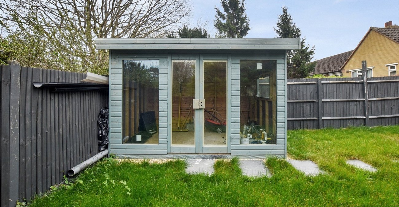 3 bedroom bungalow for sale in Bexley | Robinson Jackson