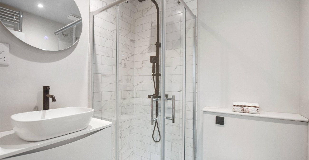 3 bedroom bungalow for sale in Bexley | Robinson Jackson