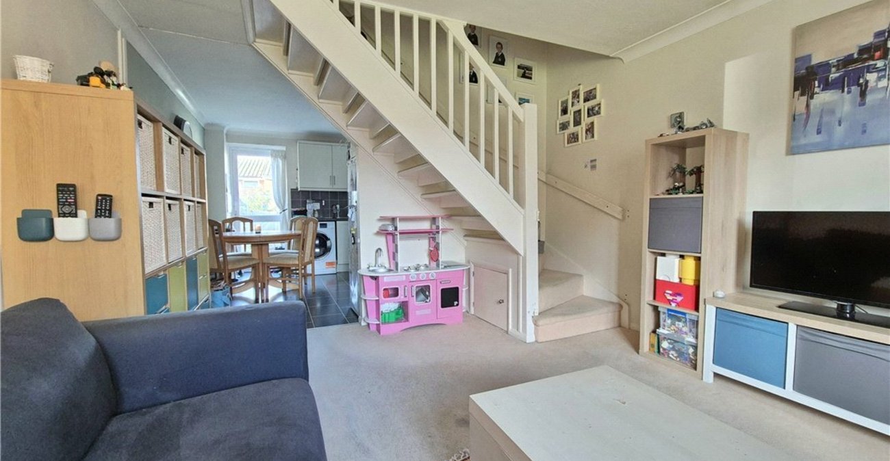 2 bedroom house for sale in Orpington | Robinson Jackson