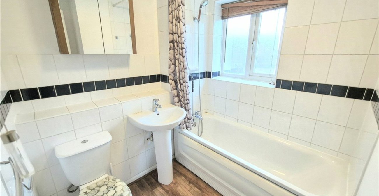 1 bedroom house for sale in Orpington | Robinson Jackson