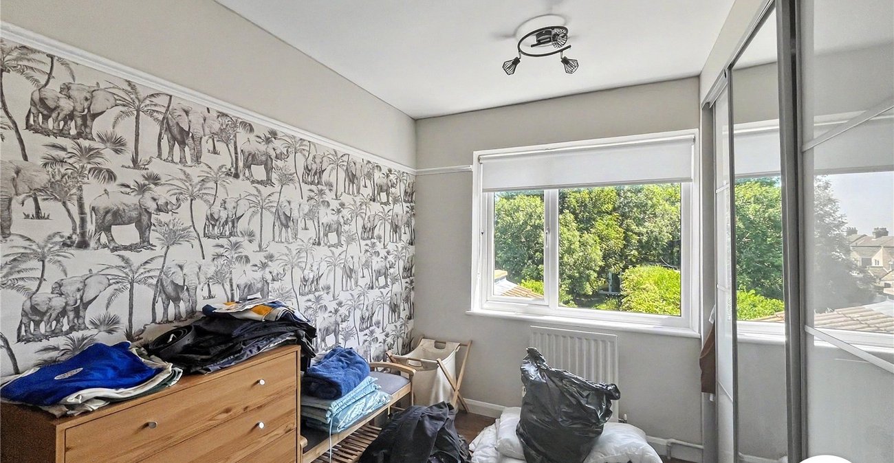 2 bedroom house for sale in Sittingbourne | Robinson Michael & Jackson