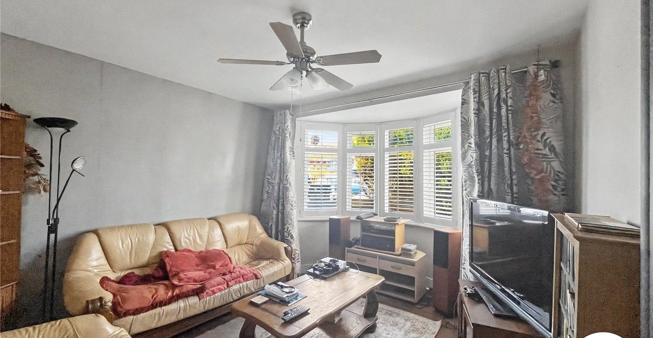 2 bedroom house for sale in Sittingbourne | Robinson Michael & Jackson