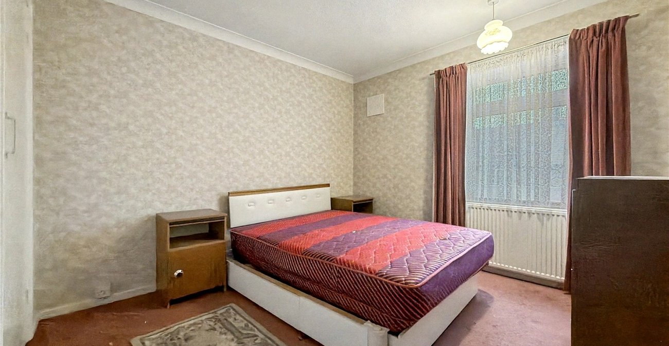 2 bedroom house for sale in Twydall | Robinson Michael & Jackson