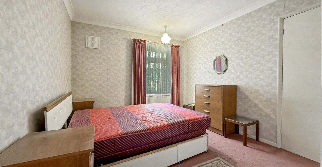 2 bedroom house for sale in Twydall | Robinson Michael & Jackson