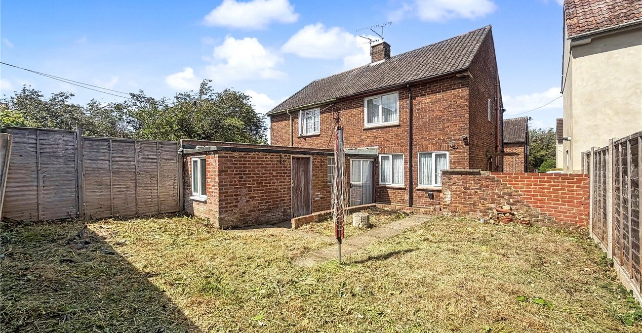 2 bedroom house for sale in Twydall | Robinson Michael & Jackson