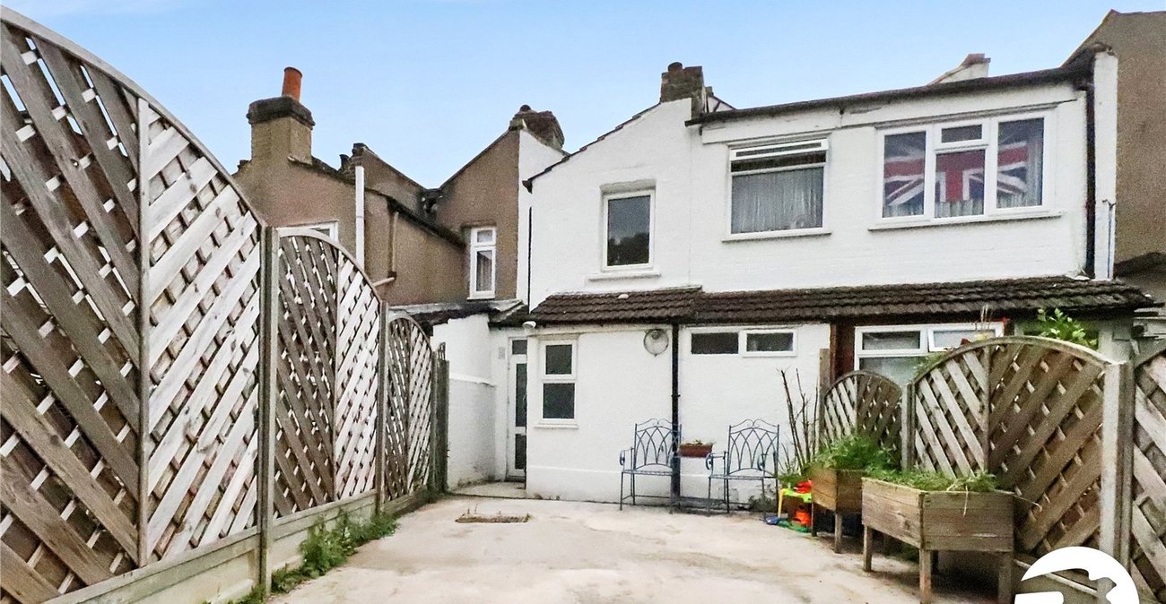 2 bedroom house for sale in Belvedere | Robinson Jackson