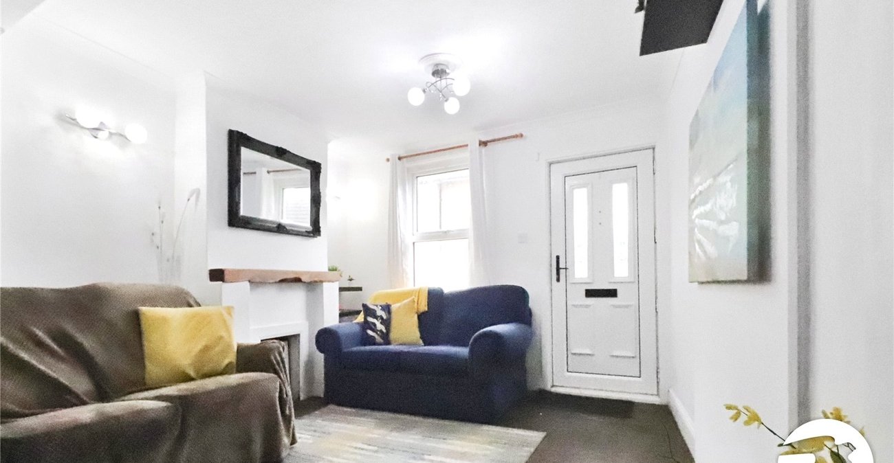 2 bedroom house for sale in Belvedere | Robinson Jackson
