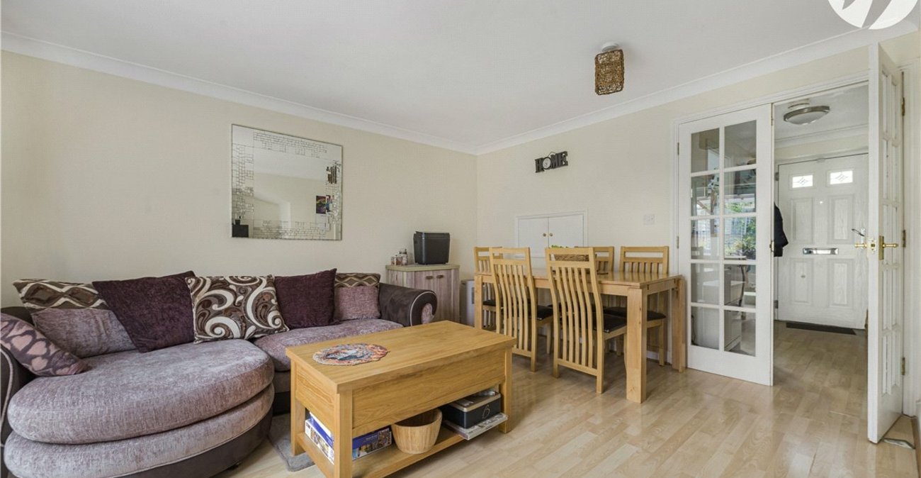 2 bedroom house for sale in St Mary Cray | Robinson Jackson