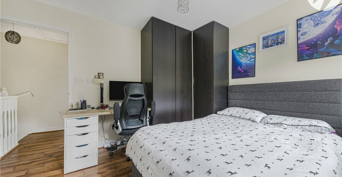 2 bedroom house for sale in St Mary Cray | Robinson Jackson